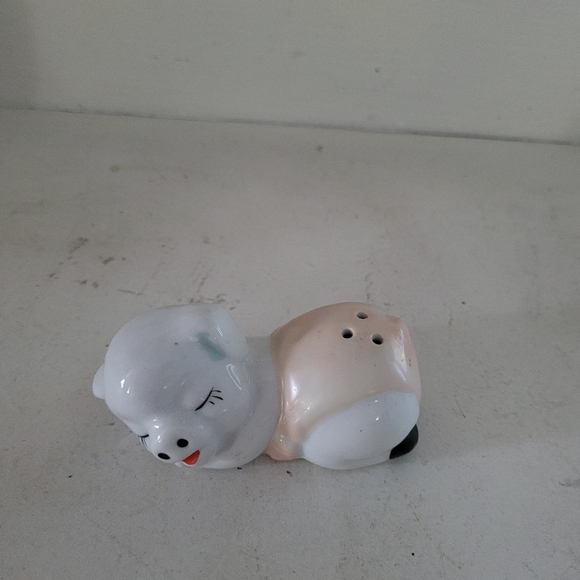 Lefton Pig salt and Pepper shaker - Picture 5 of 8
